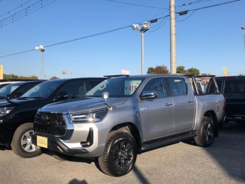 ハイラックス　シルバー　YAKIMA　カスタム　フレックスドリームさいたま北店